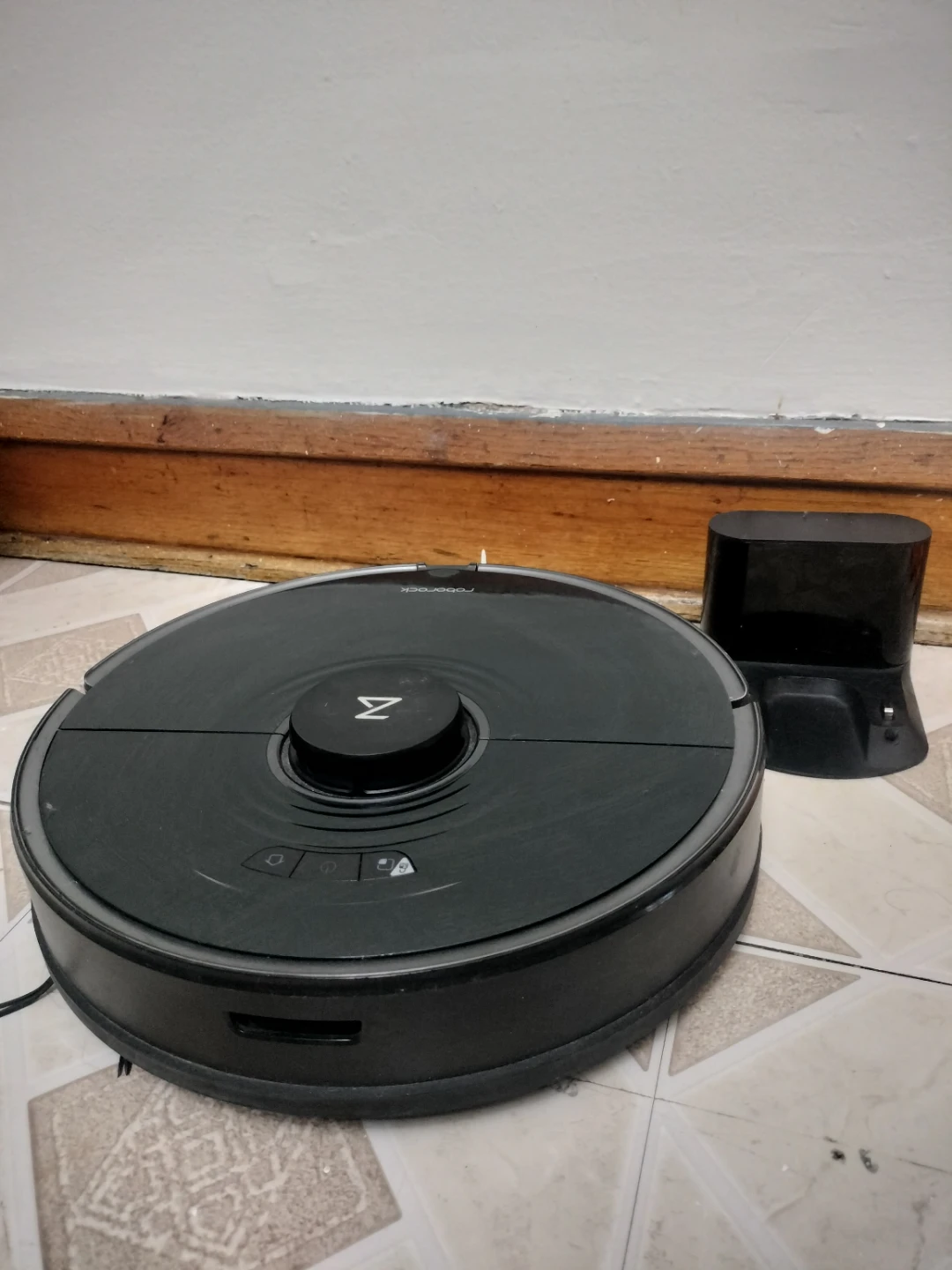Roborock S7 Vacuum Cleaner with Charging Dock