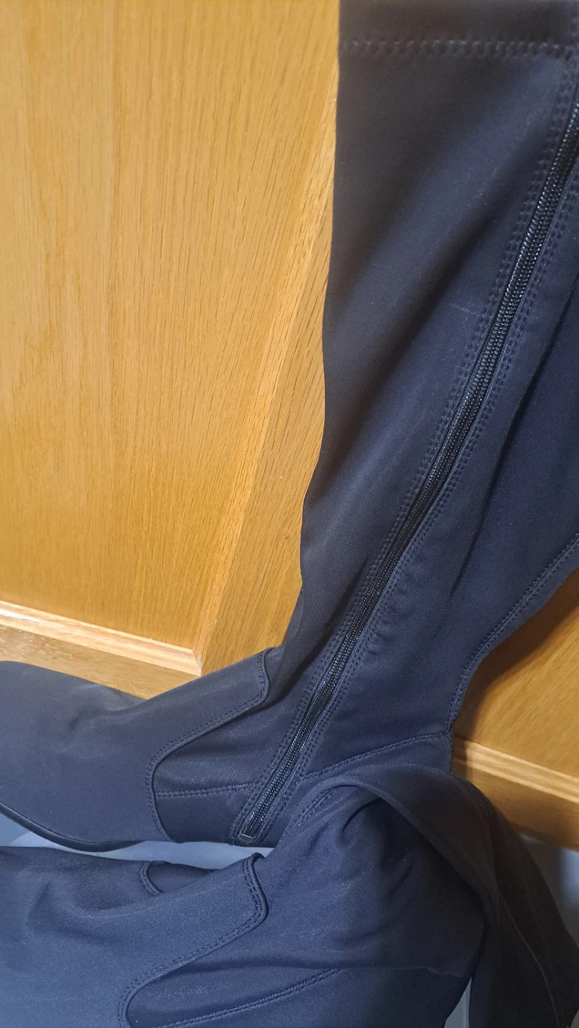 Black Knee-High Boots with Zipper - photo 3