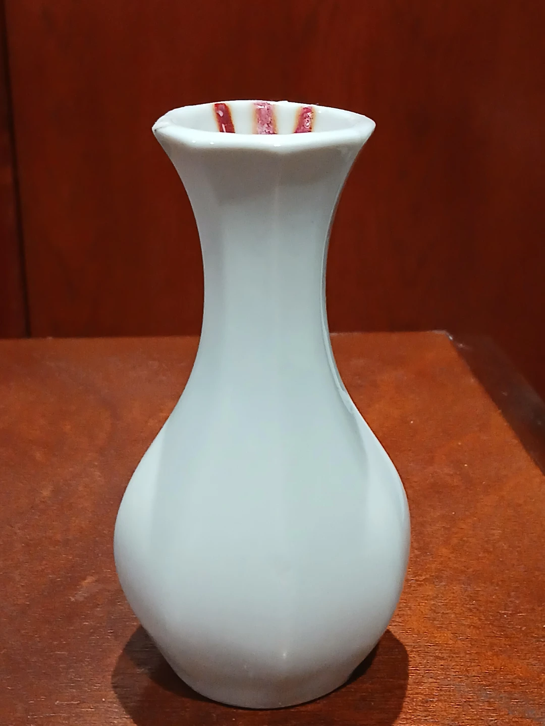Naam Fine Porcelain Vase