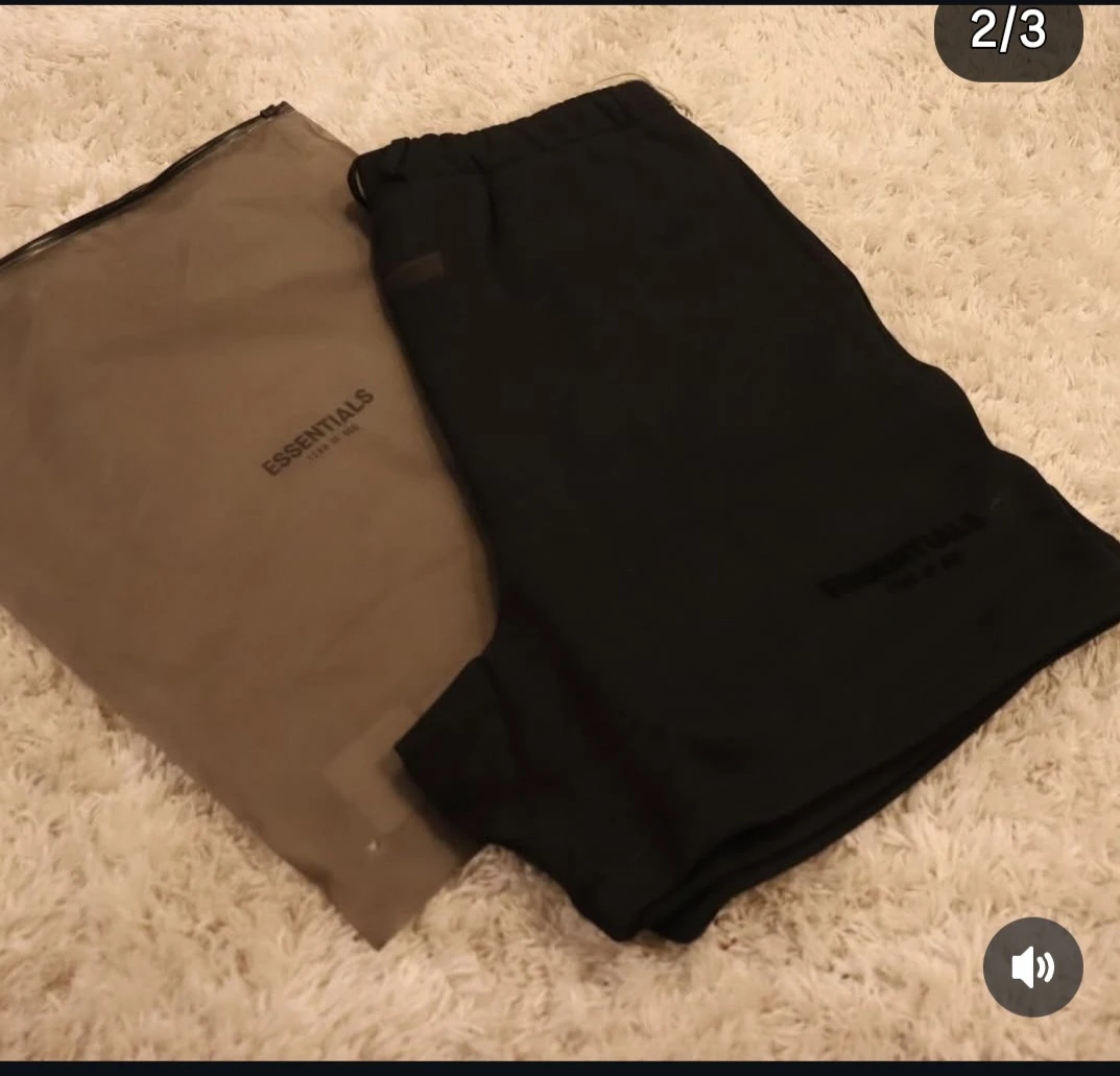 Fear of God Essentials Black Shorts - photo 2