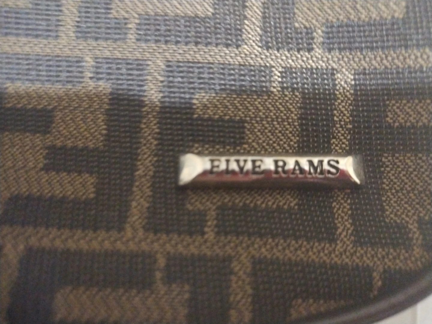 FIVE RAMS Shoulder Bag - photo 4