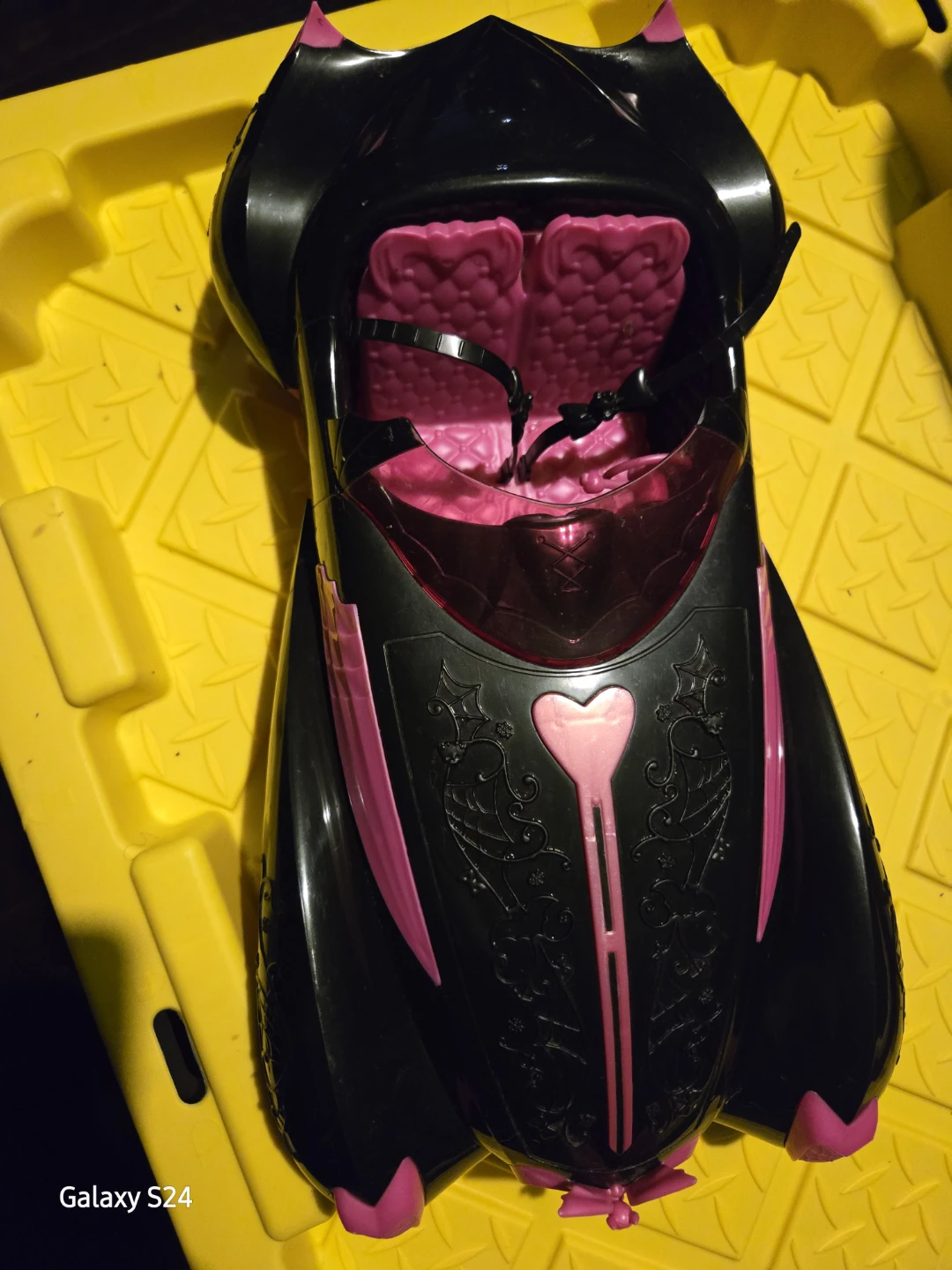 Monster High Ghoul-mobile Toy Car