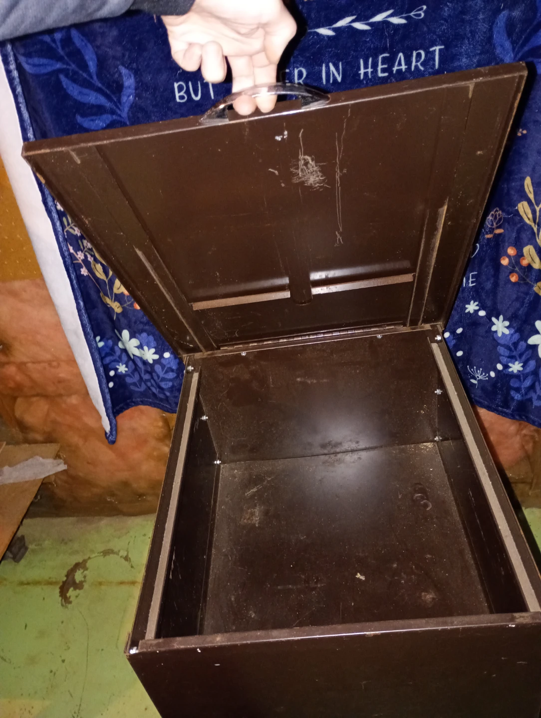 Antique metal filling cabinet - photo 3