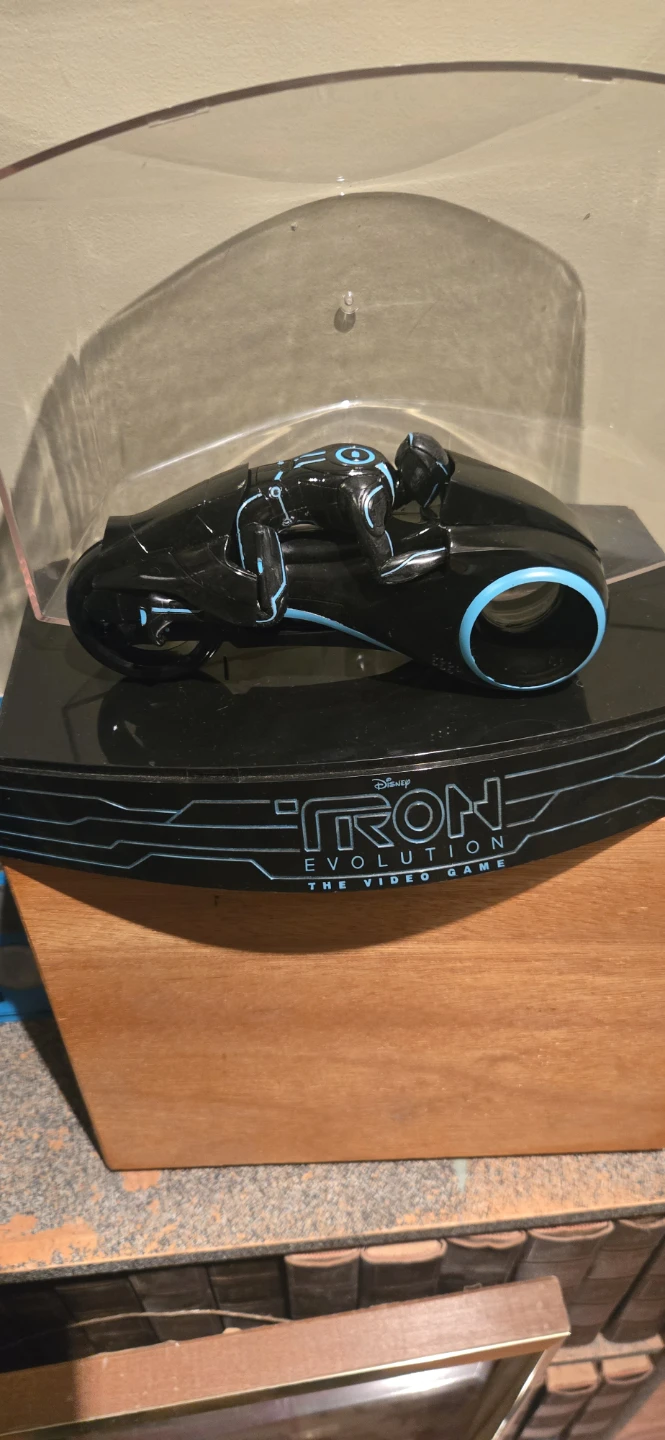 Disney Tron Evolution Light Cycle