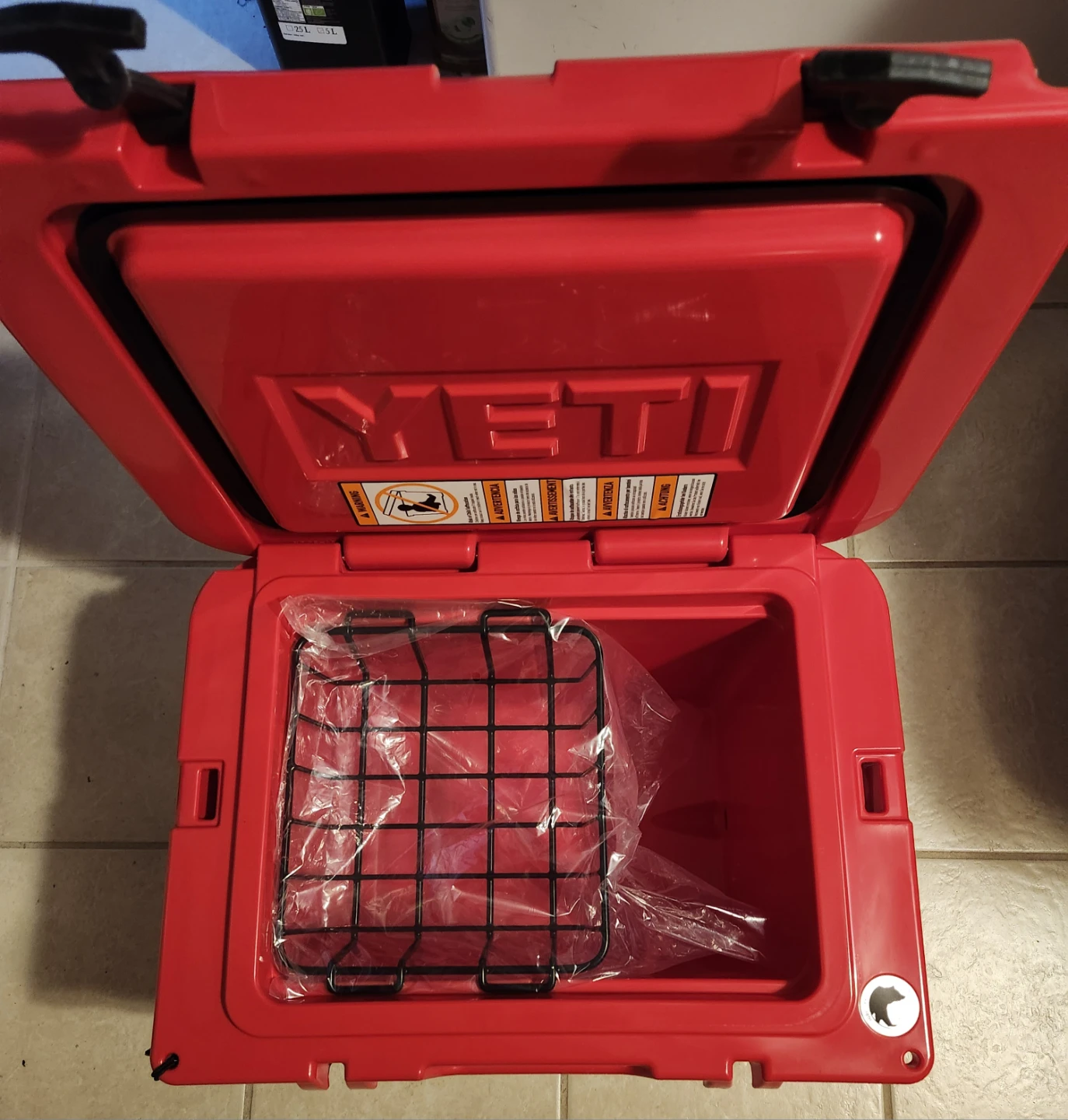 Yeti Tundra 35 Cooler - Red - photo 2