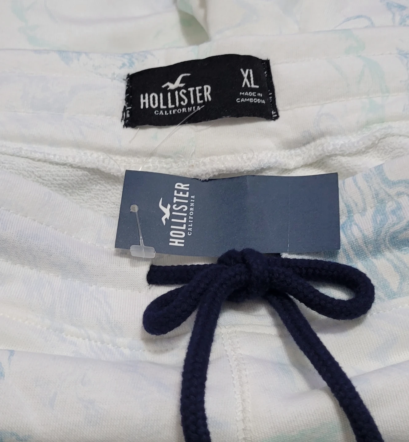 Hollister Men's XL White Marble Pattern Shorts - photo 2