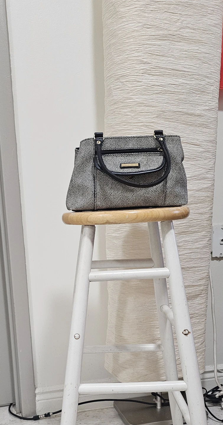 Premier collection Herringbone Satchel Purse 🌱