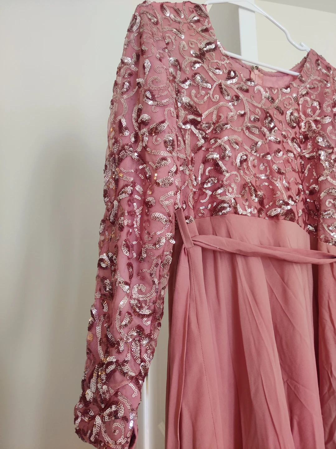 Pink sequined long-sleeved maxi dress with dupatta - photo 3