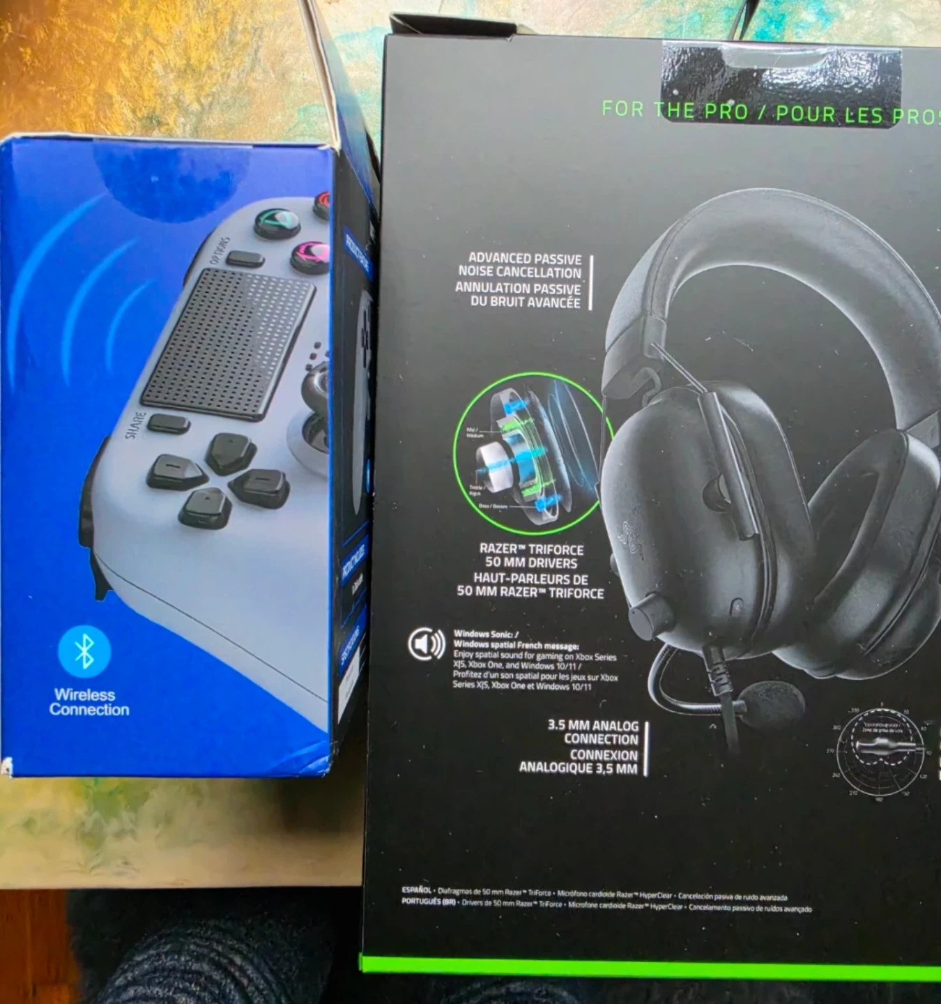 Razer Blackshark V2 X Wired Headset and wireless controller - photo 2