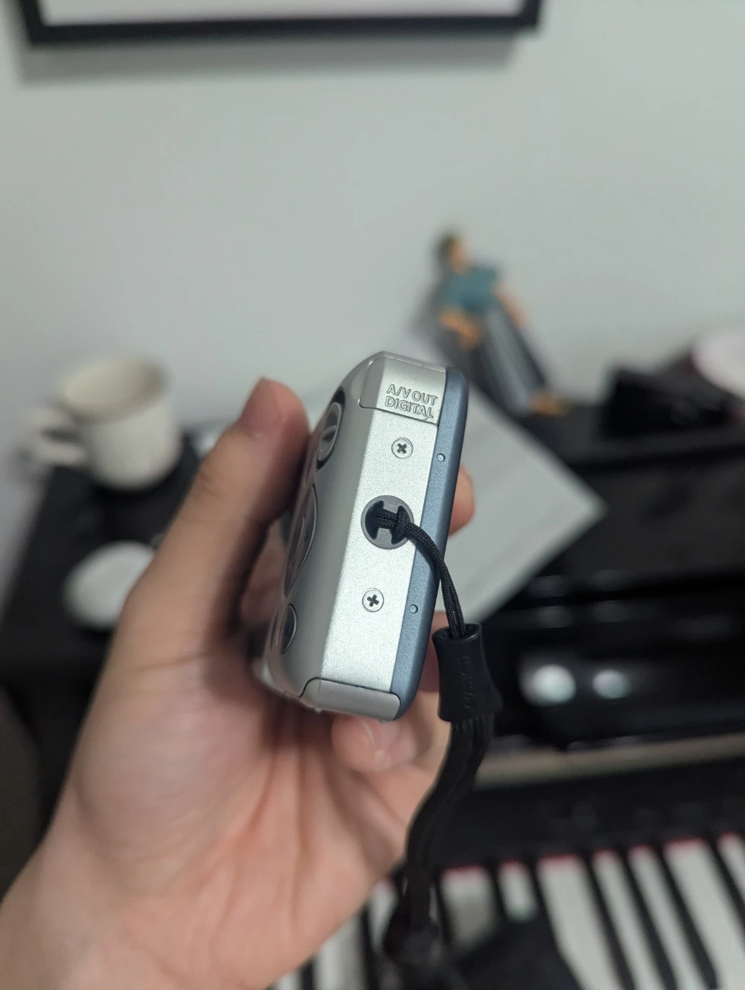 Canon PowerShot SD1200 IS Digital ELPH Camera - photo 4