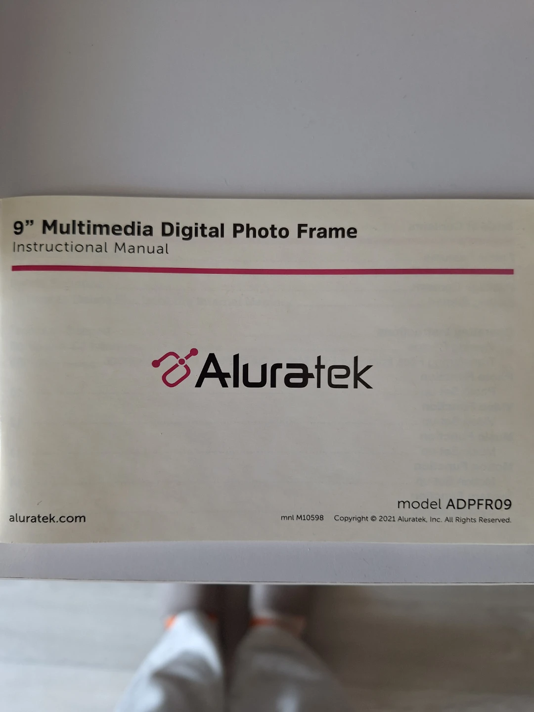 Aluratek 9" Digital Photo Frame **please read description** - photo 2