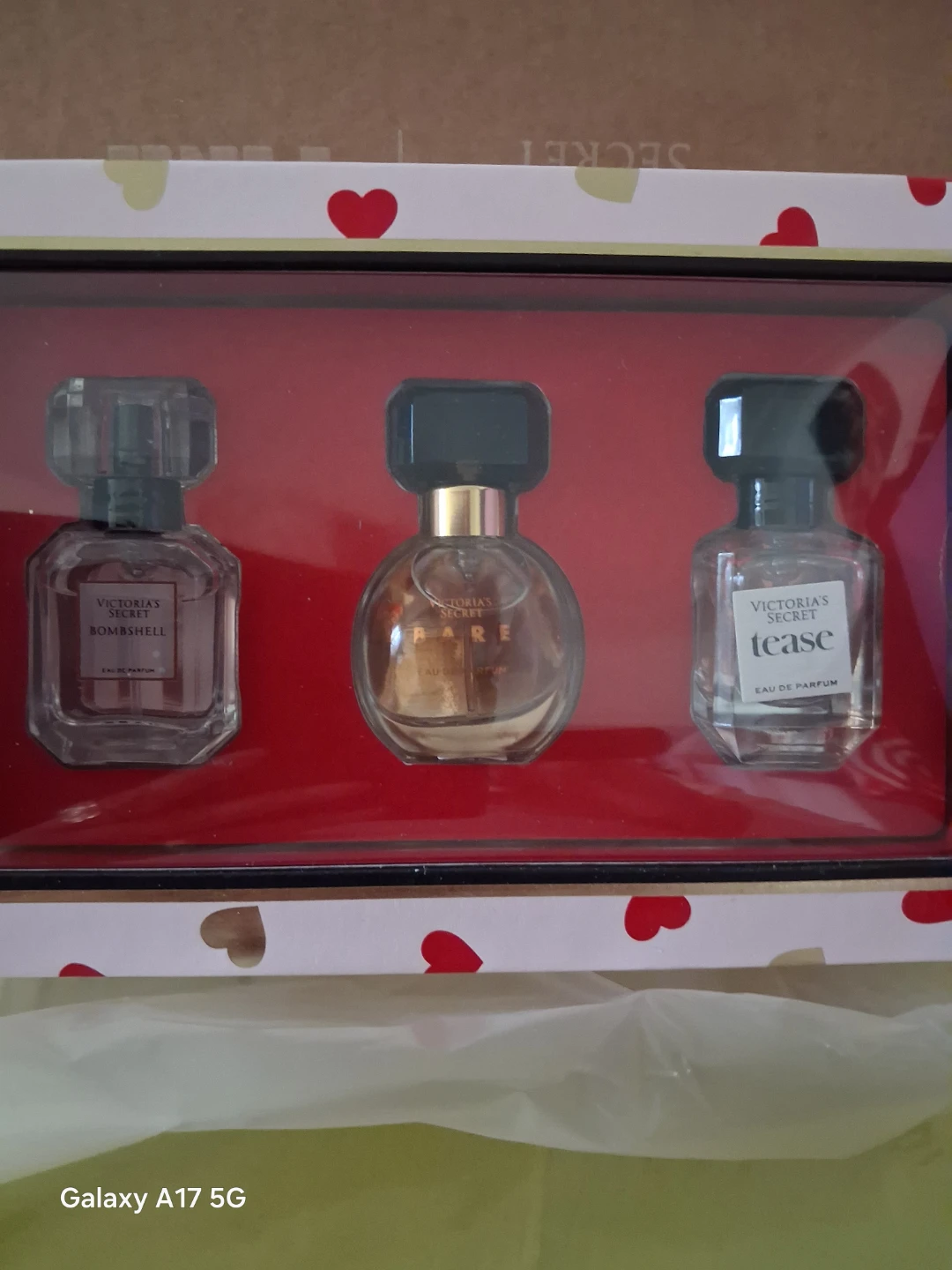 Victoria's Secret Fragrance Gift Set - photo 2