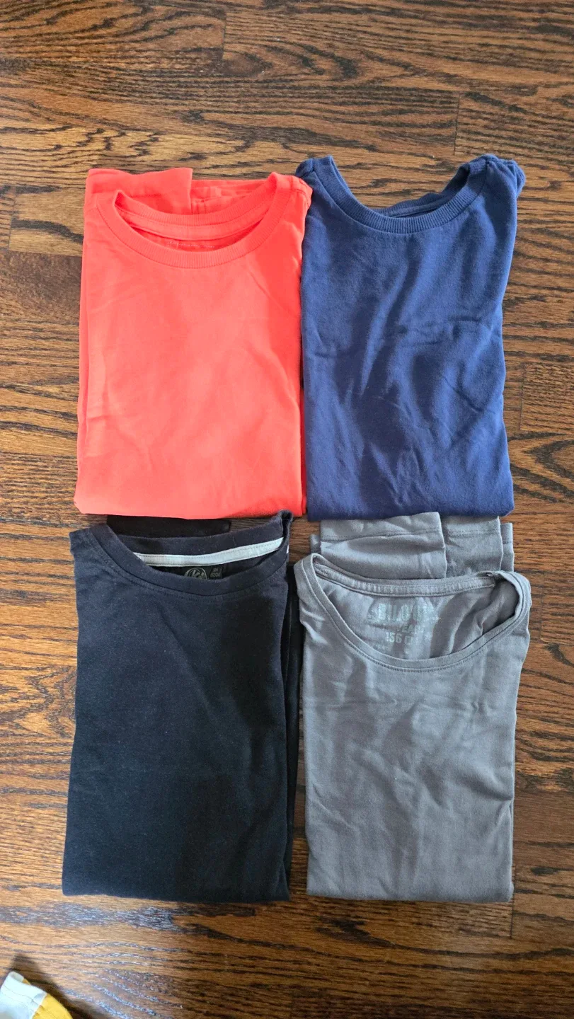 4 long-sleeve Unbranded T-Shirts for Youth - 4 Pack Size 12ay