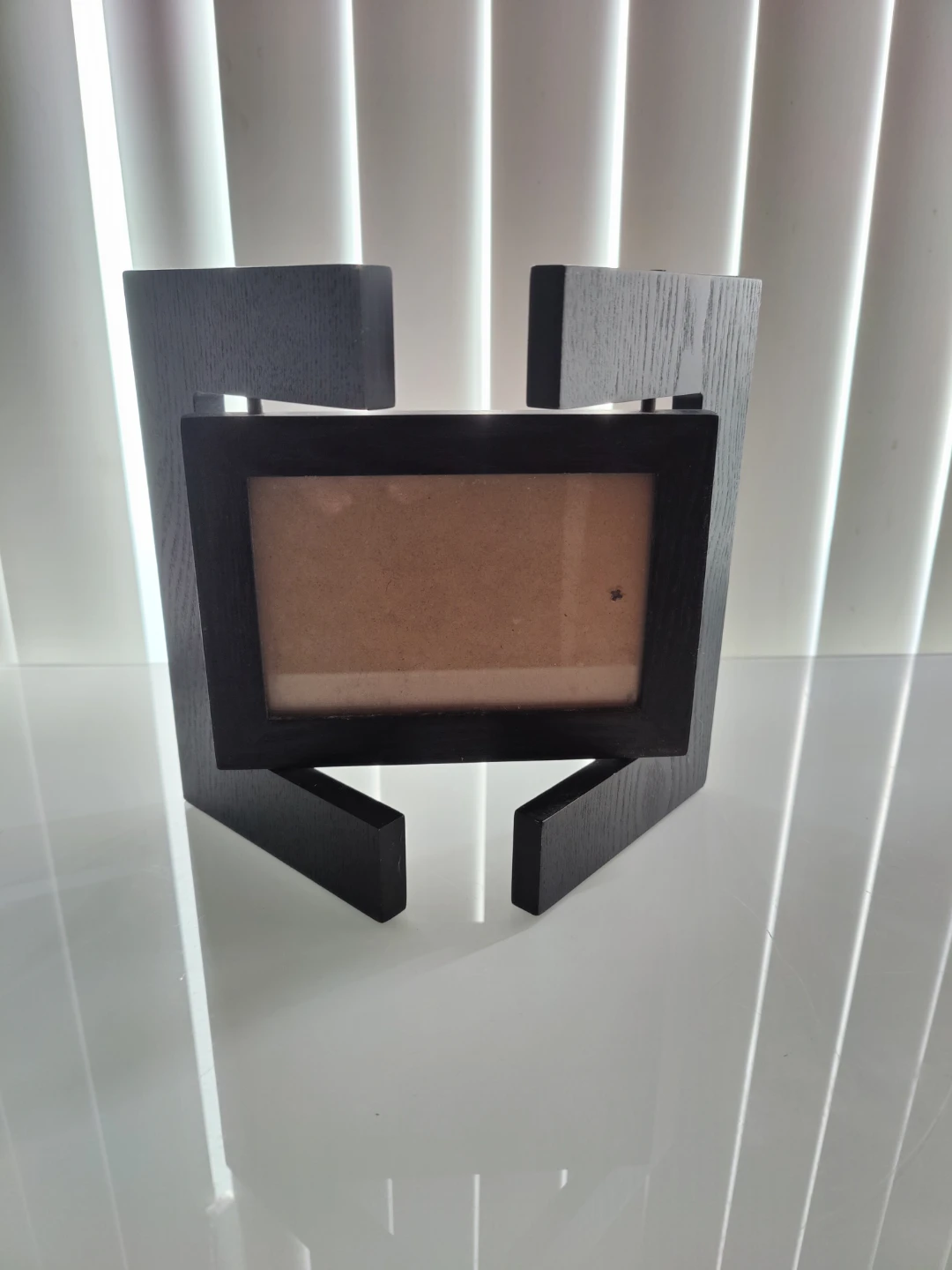 SIXTREES Black Wood 4x6 Picture Frame – Foldable Modern Design - photo 2
