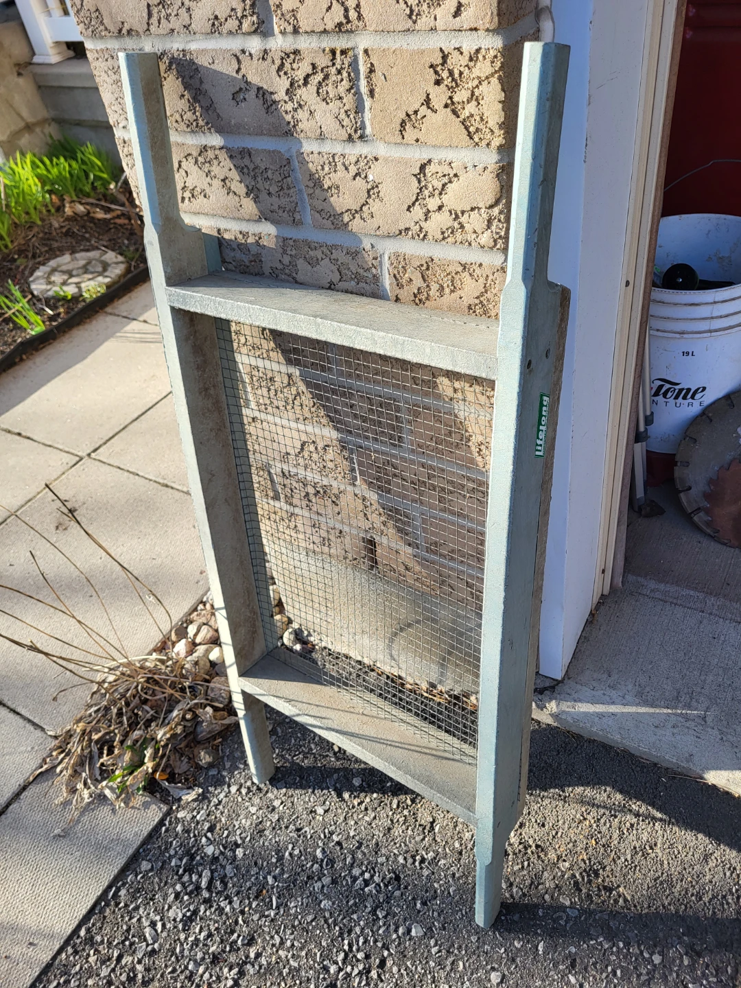 Lifelong Products Soil Sieve / Screen Tool