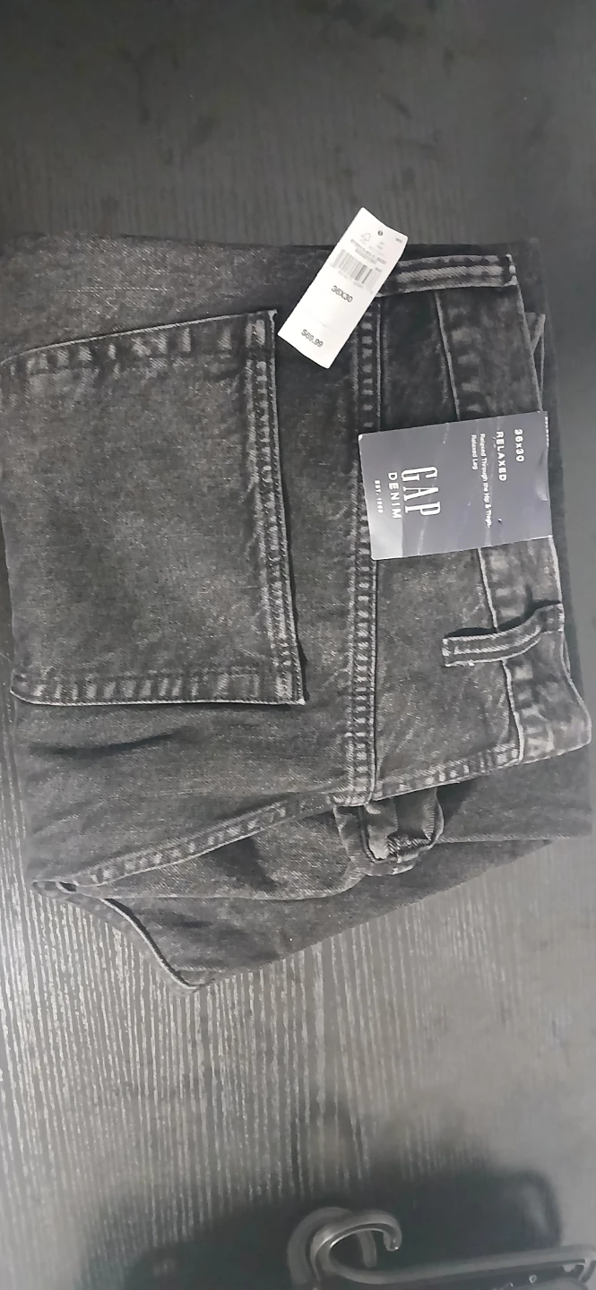 GAP Relaxed Fit Jeans 36x30