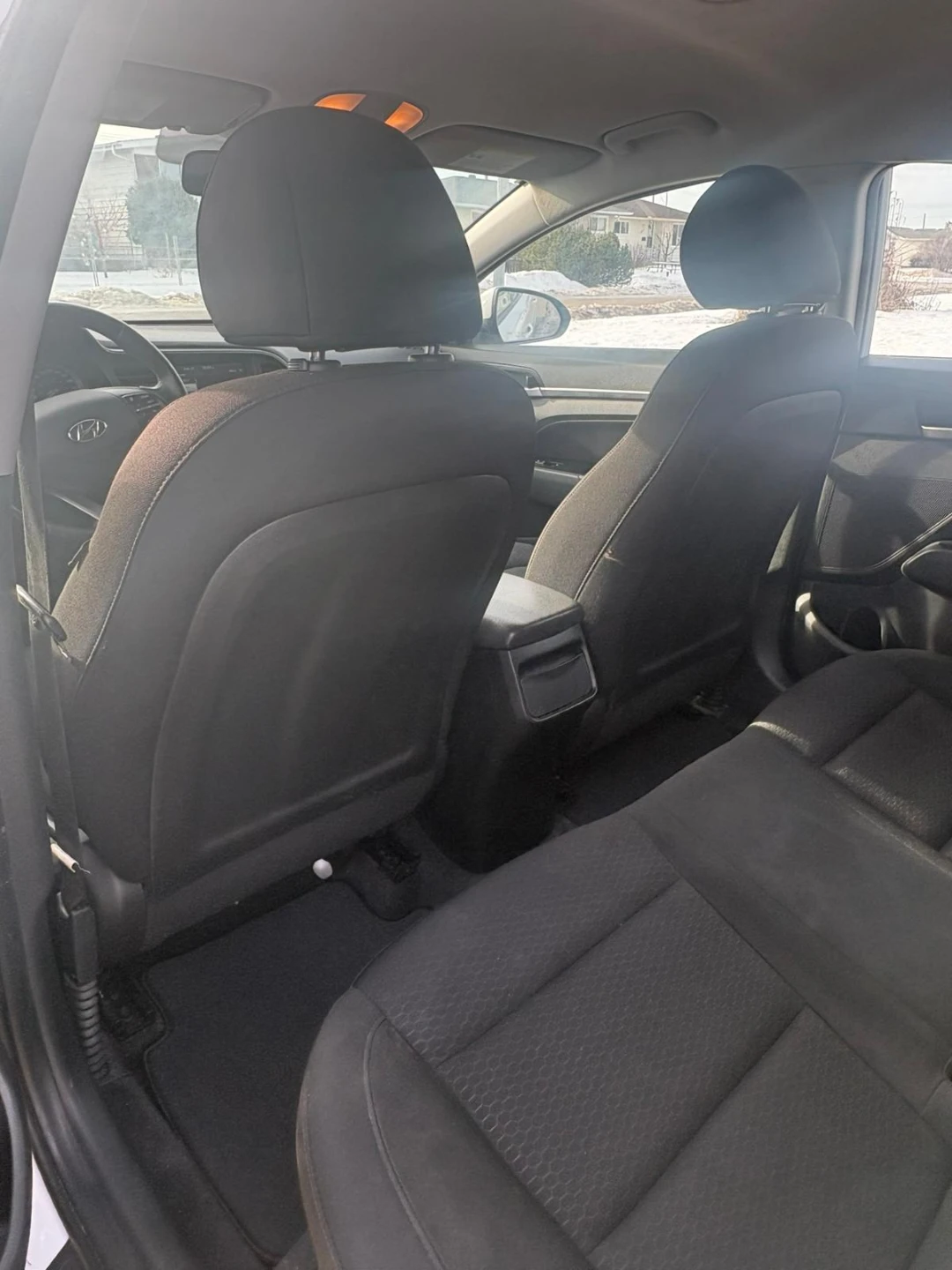 White Hyundai Elantra 2020 - photo 5