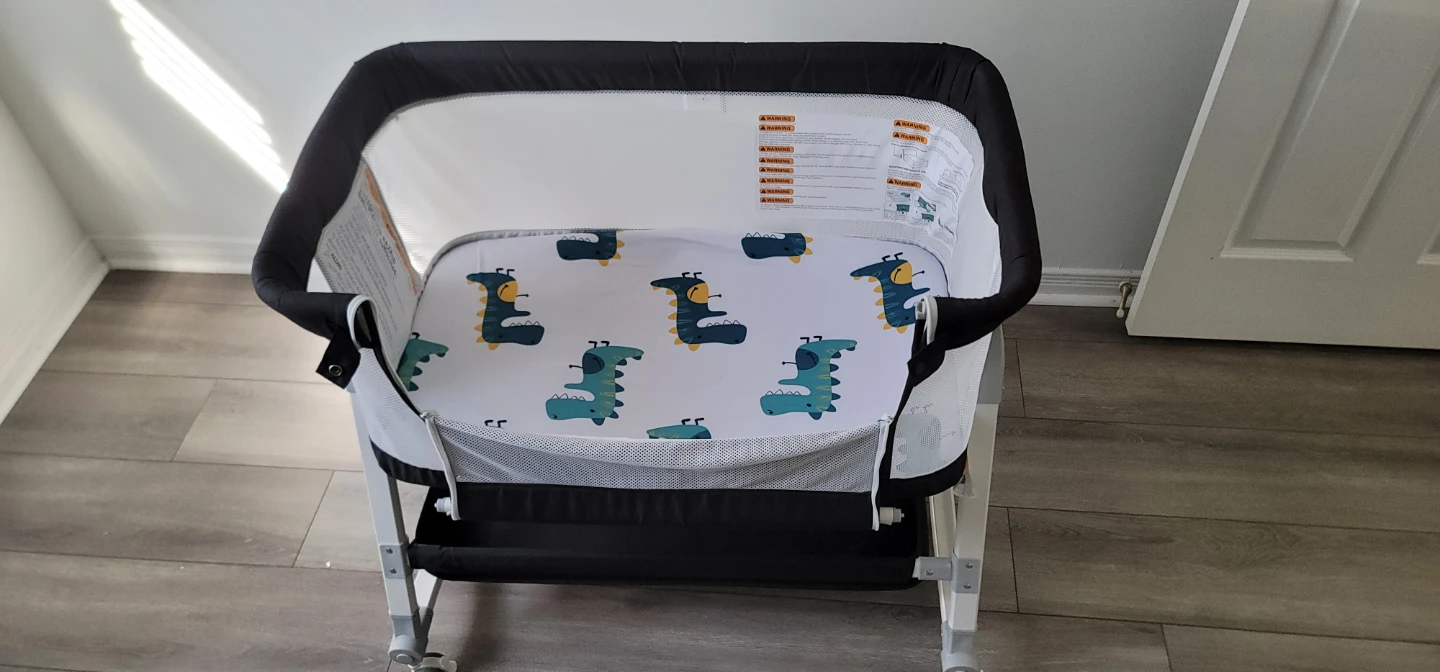 Baby Bassinet Bedside Sleeper with Wheels - photo 2