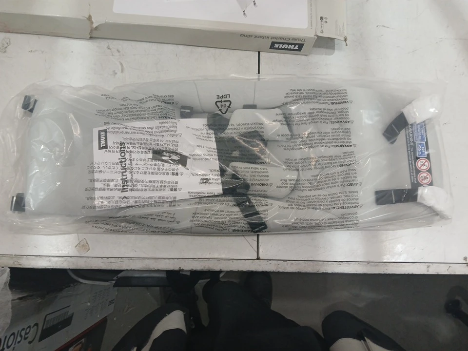 Thule Chariot Infant Sling 👶🚼 - photo 4