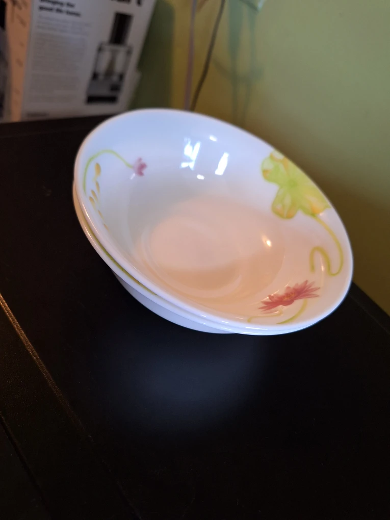 White bowls with floral design (set of 2) - photo 2