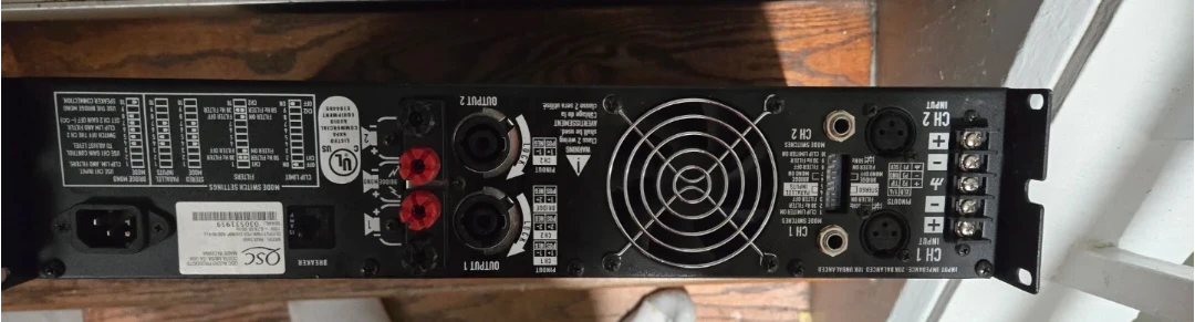 QSC RMX 2450 Professional Power Amplifier - photo 2
