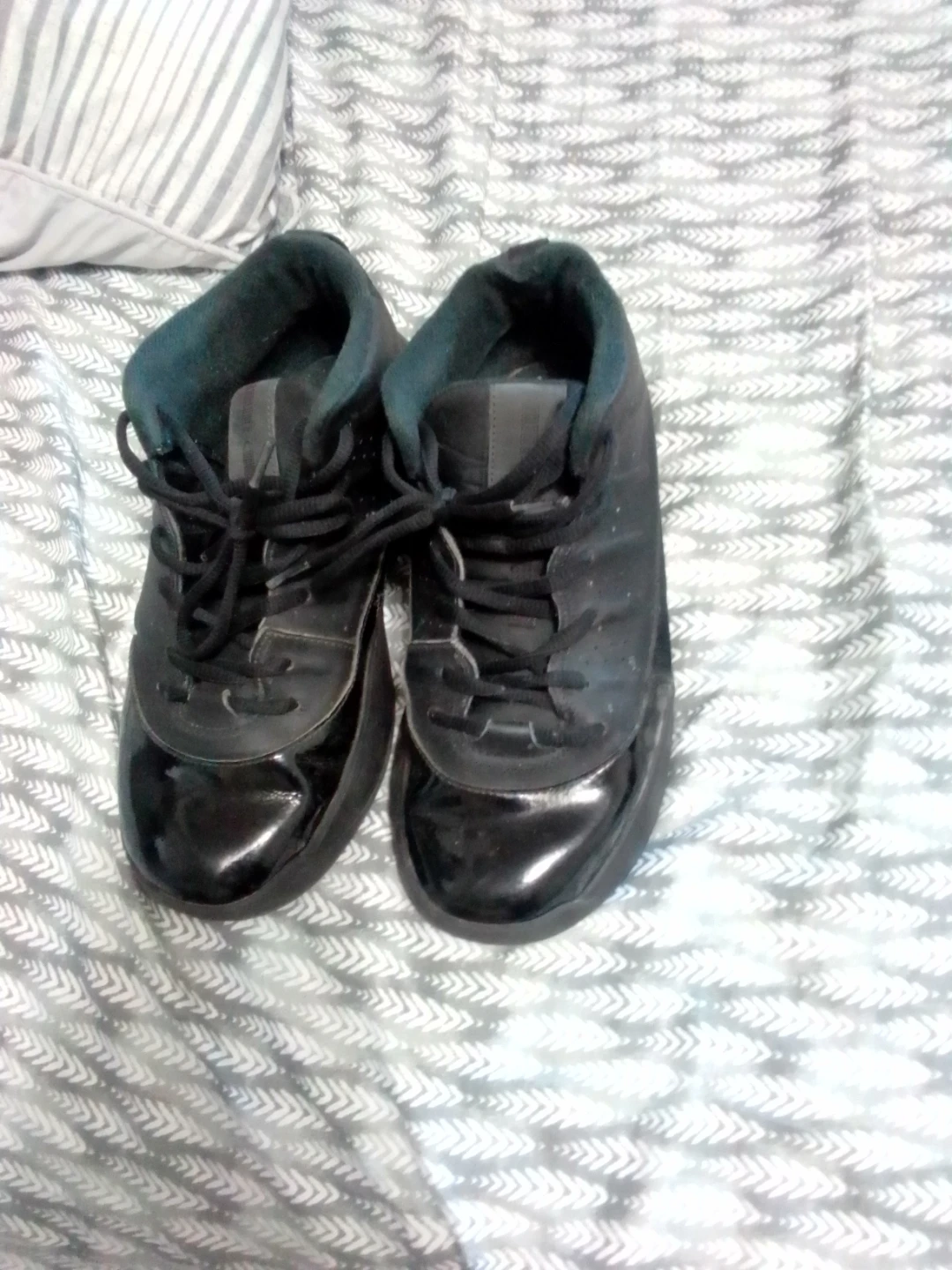 Black Jordan 11 (XI) "Concord"