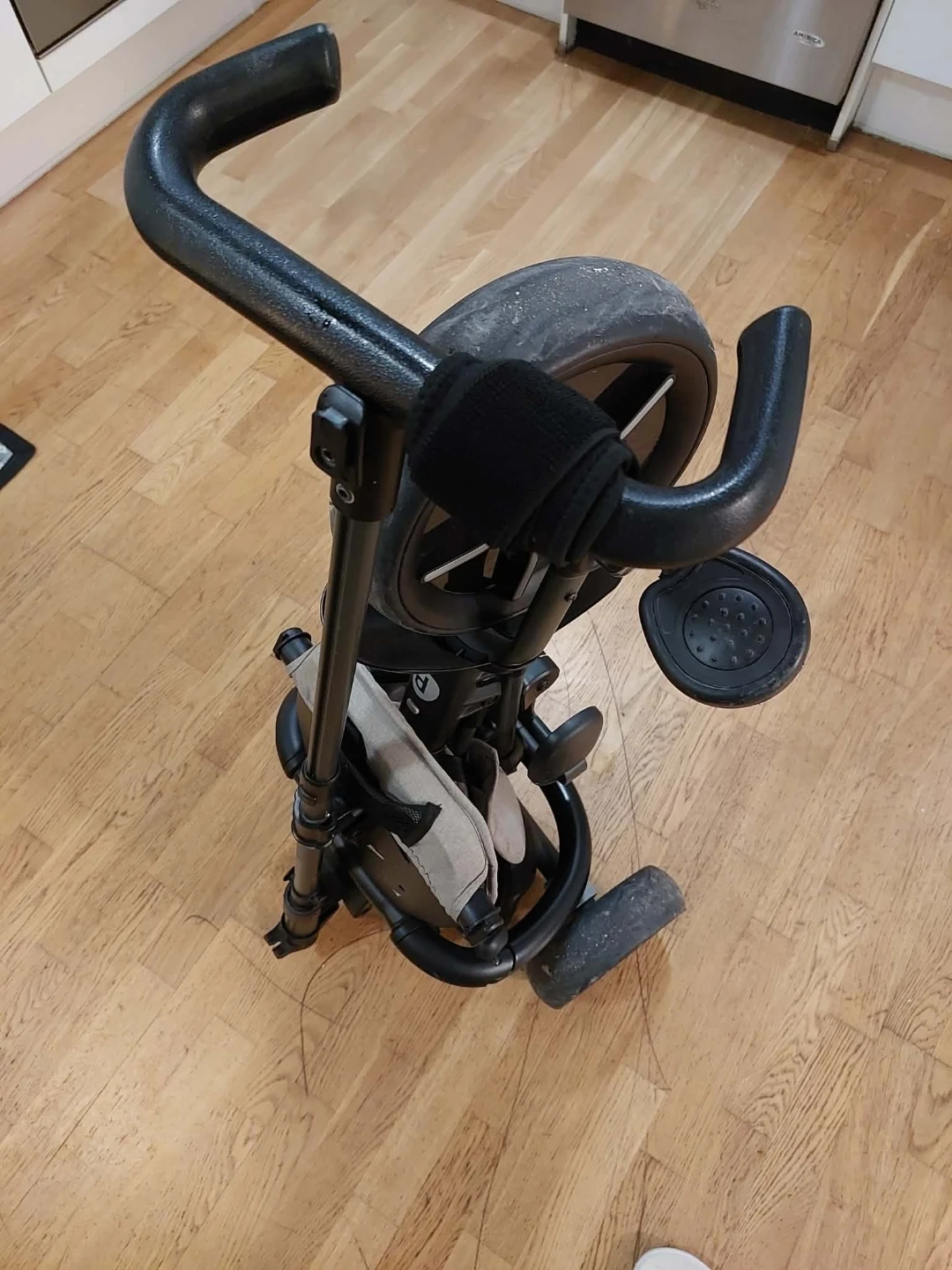 Foldable Toddler Bike Stroller - photo 3