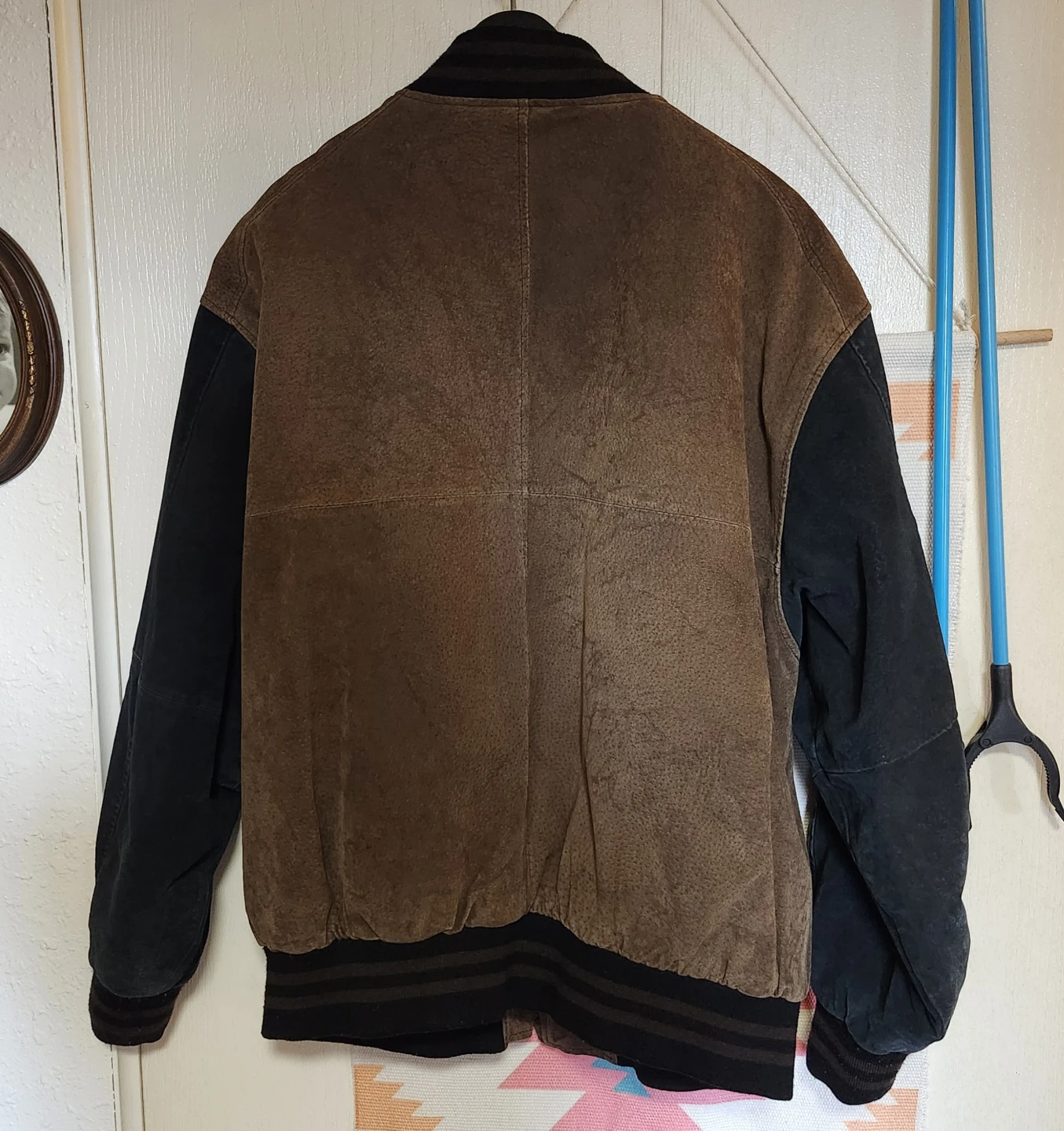 Ash Creek Trading Leather Bomber Jacket L/G