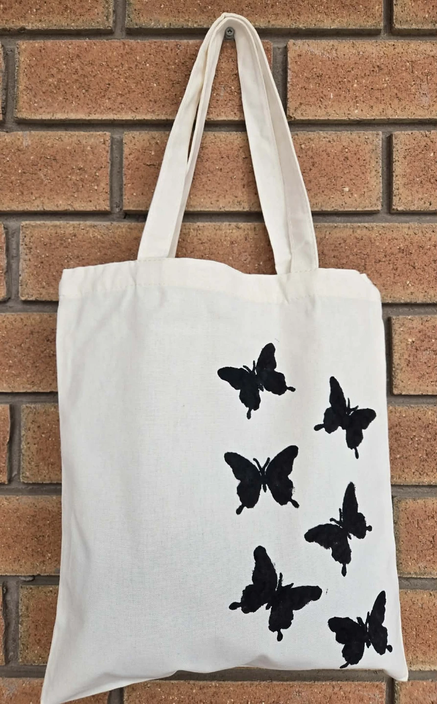 Hand-Painted Tote Bags - photo 3
