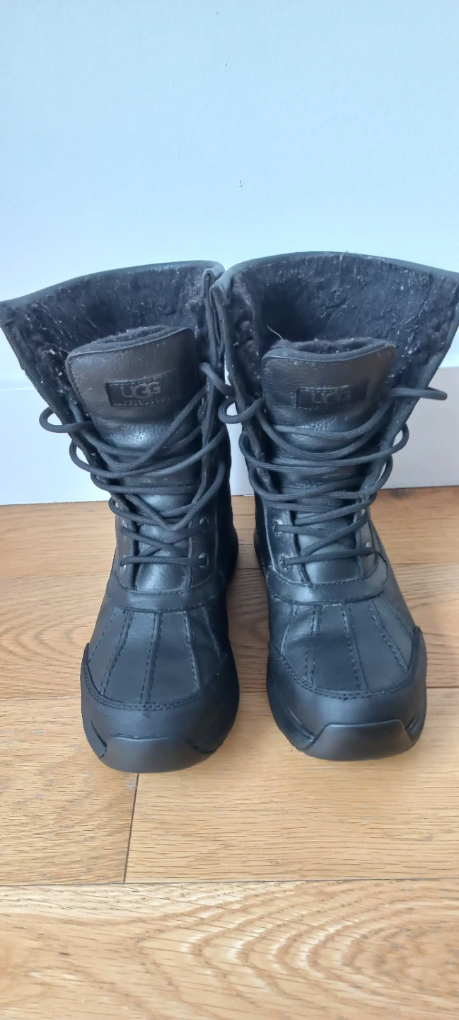 UGG Waterproof Boots - Women 6.5 - photo 2