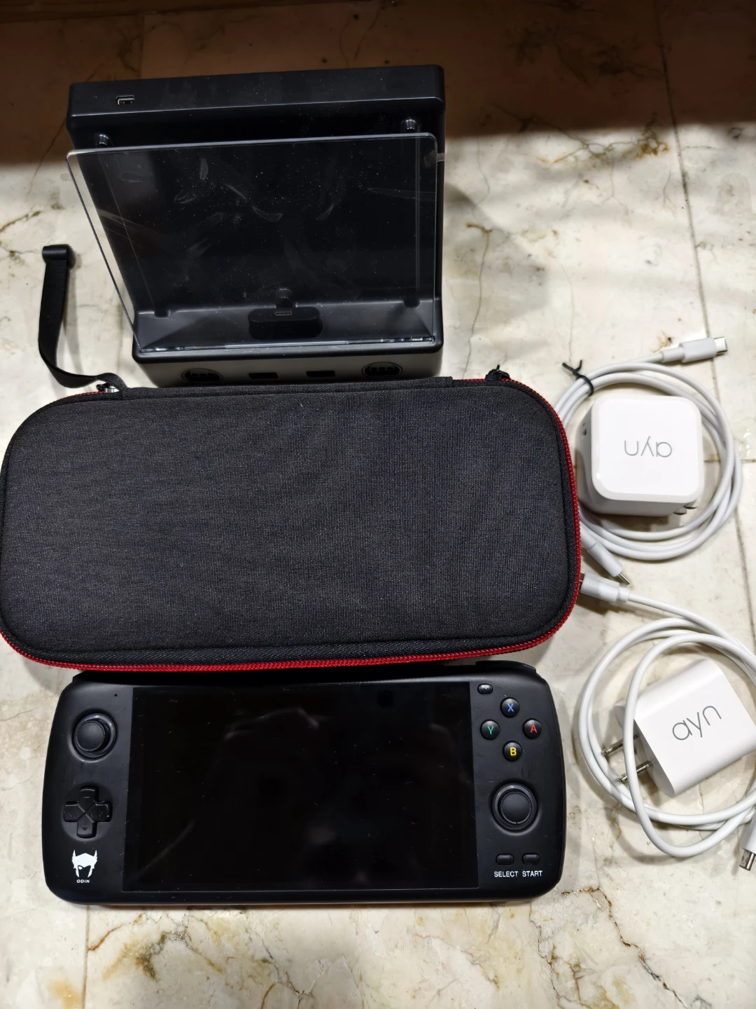 AYN Odin Handheld Gaming Console Black with Accessories - photo 2