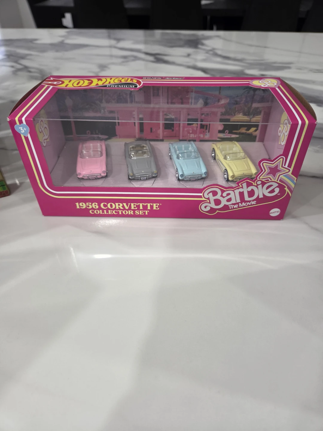 Hot Wheels Barbie The Movie 1956 Corvette Collector Set