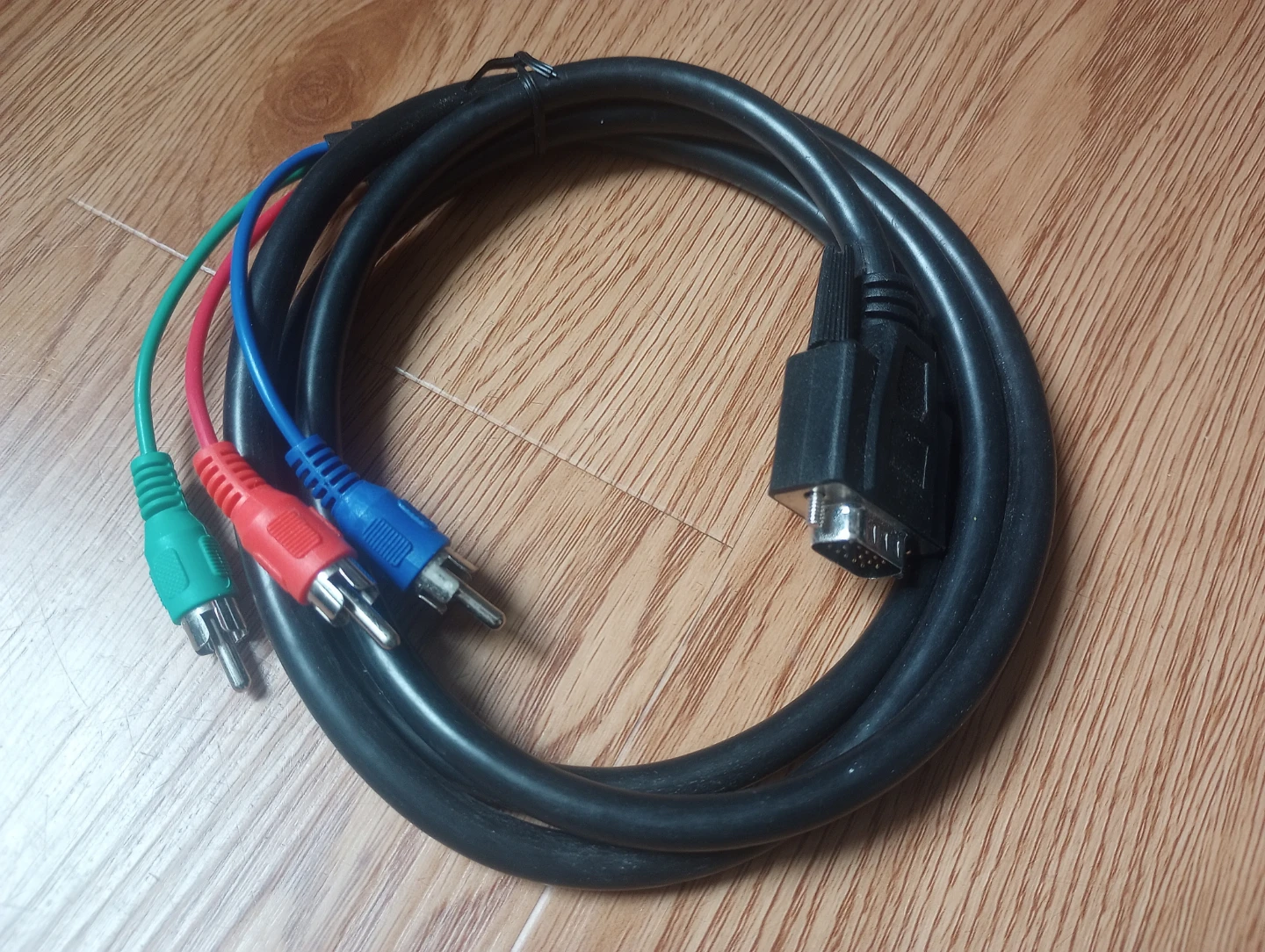 VGA to RCA Component RGB cable - photo 2