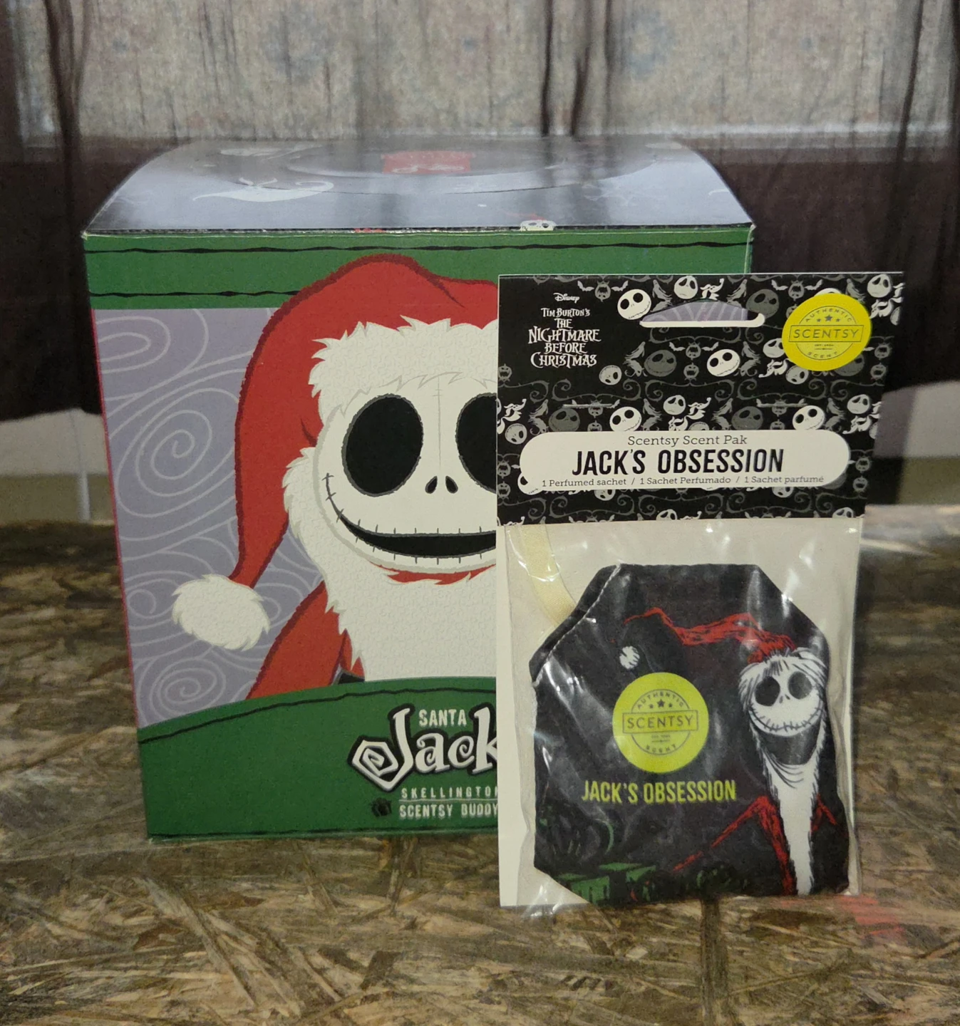New Santa Jack Skellington Scentsy Buddy with scent pak
