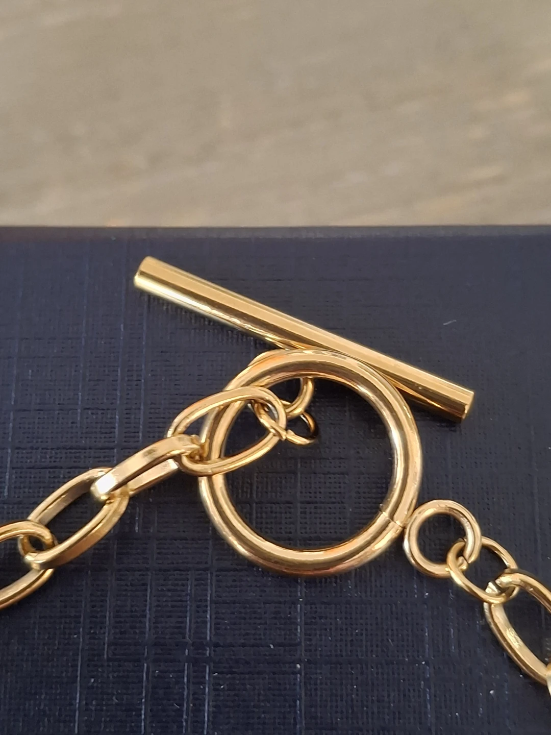Gold Tone Coin Charm Bracelet - photo 3