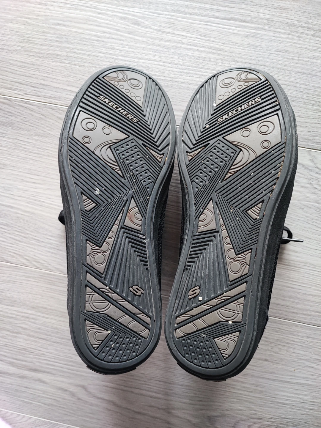 Skechers Black Leather/Textile Sneakers - Women's US 8 - photo 3