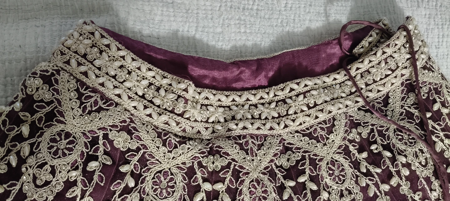 Dusty Mauve Bridal Lehenga | Heavy Off-White Embroidery - photo 4