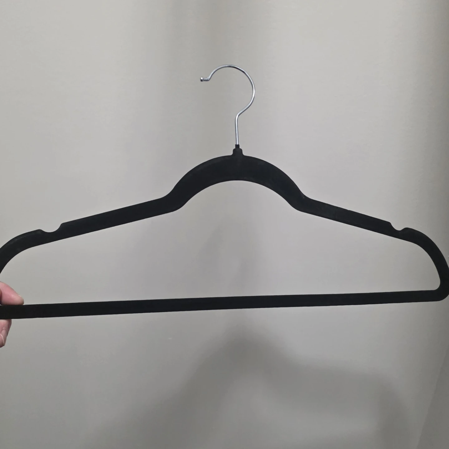 Utopia Home Velvet Hangers - 50 Pack - photo 3