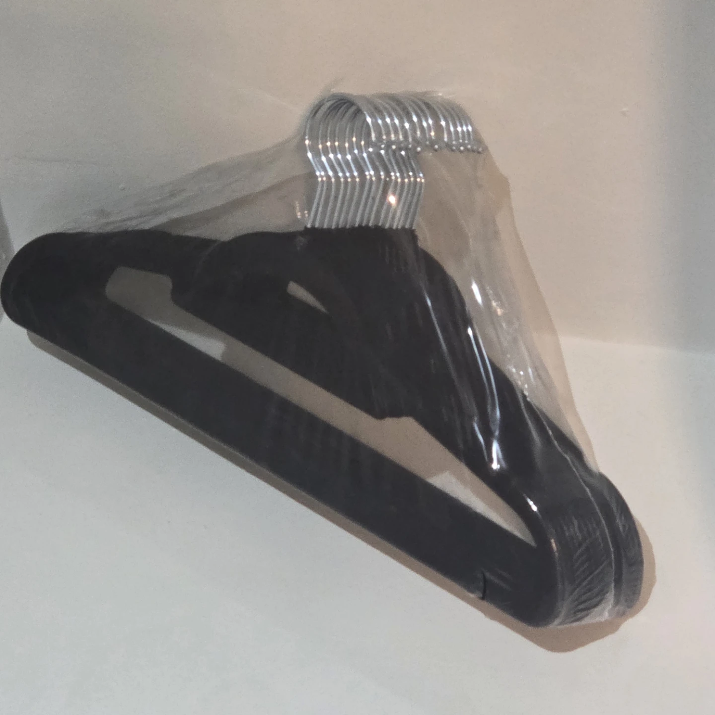 Utopia Home Velvet Hangers - 50 Pack - photo 5