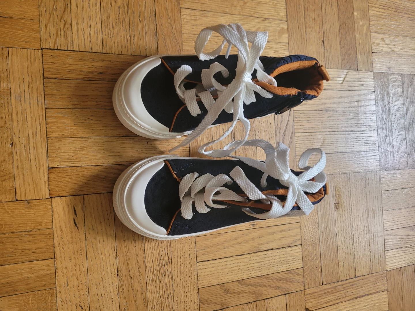 Brand New Old Navy High-Top Sneakers - Size 7