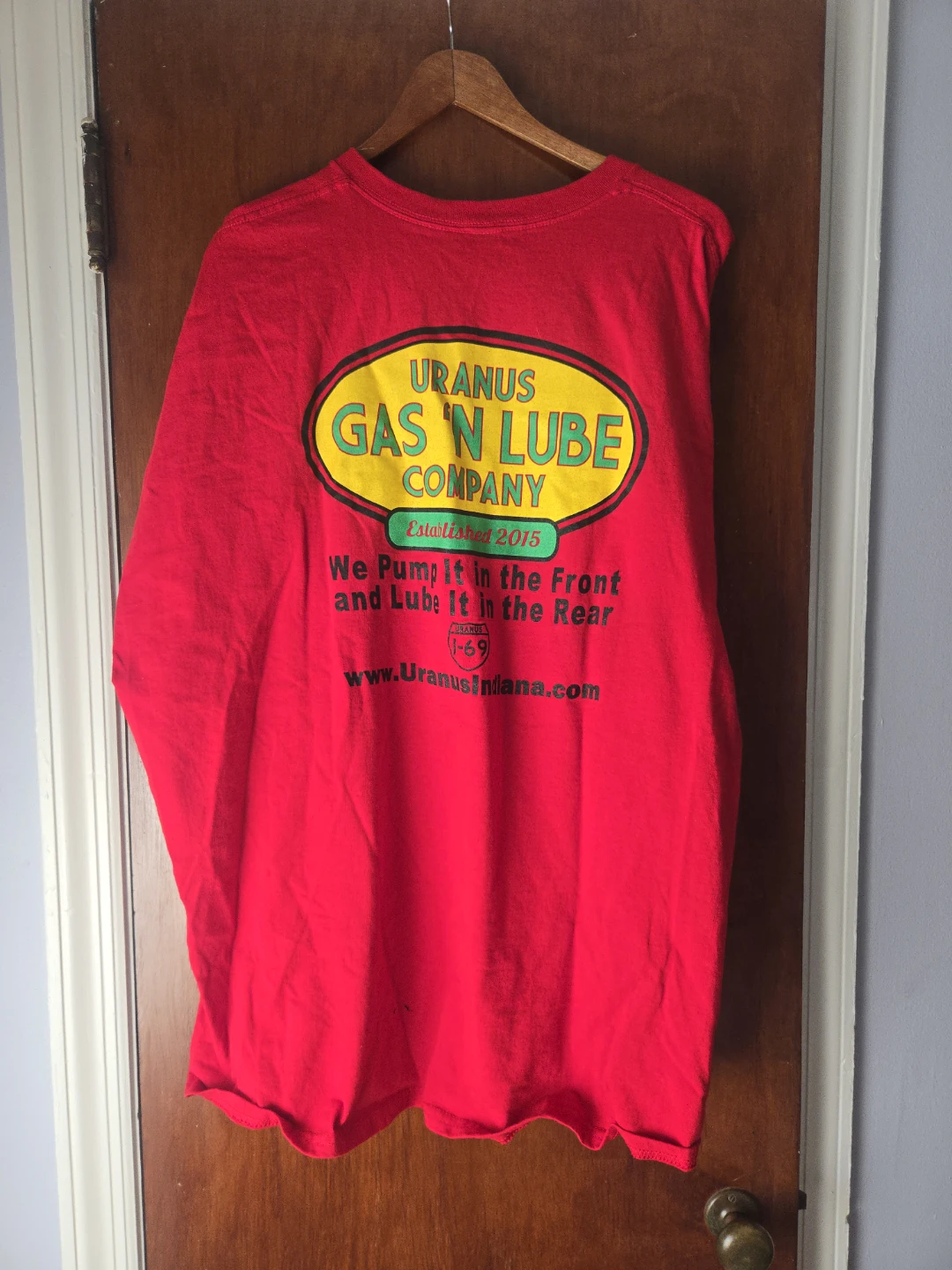 Red Gildan Gas 'n Lube Company T-Shirt - photo 2