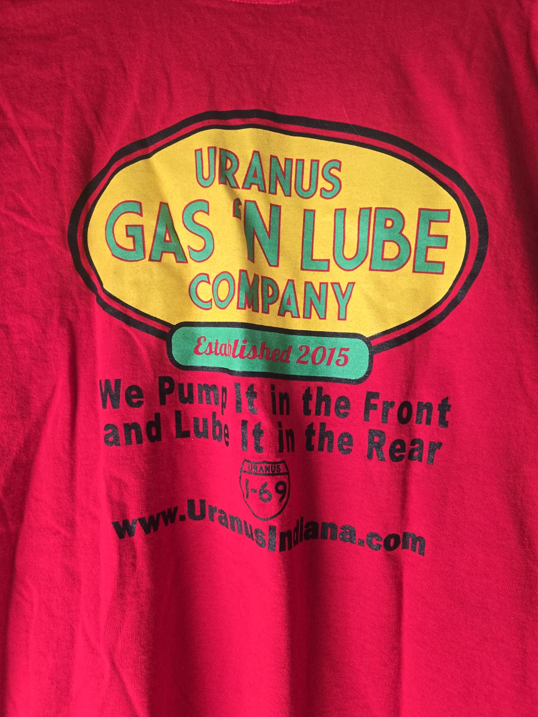 Red Gildan Gas 'n Lube Company T-Shirt - photo 3
