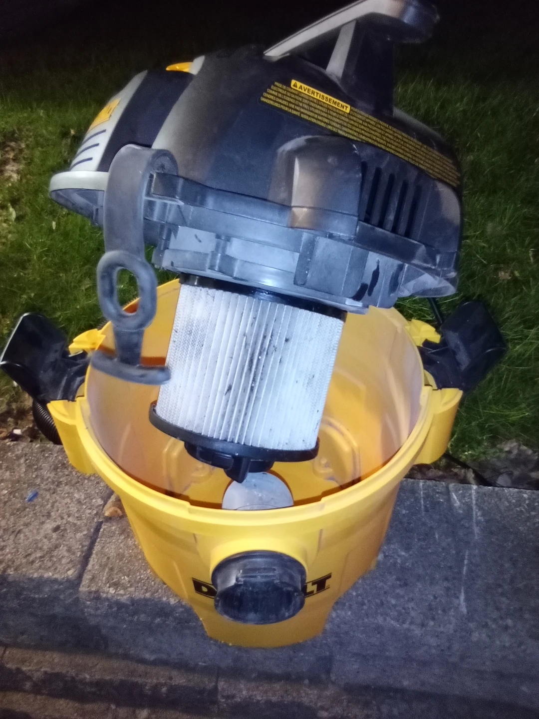 DeWalt Wet/Dry Vacuum - photo 4
