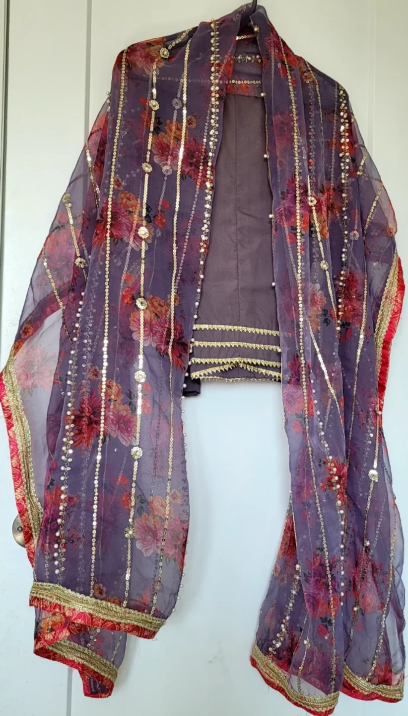 Purple Floral Print Kurti with Dupatta and straight pants - photo 2