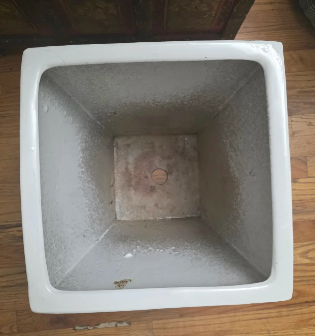 White Ceramic Planter Pot - photo 2