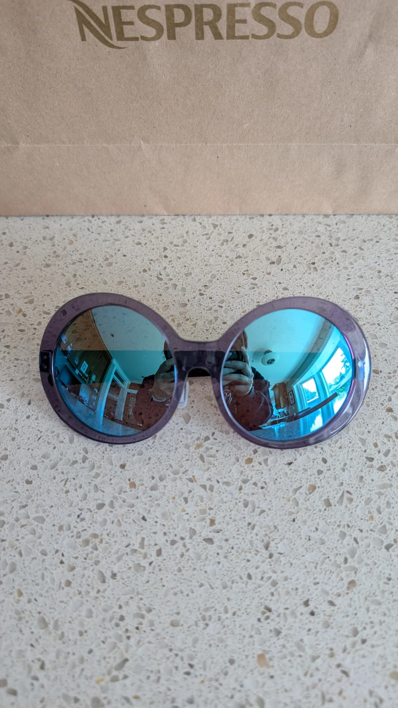 Round Sunglasses with Case - photo 3