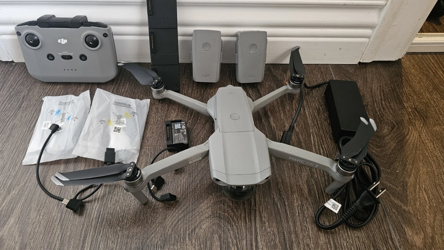 DJI Mavic Air 2 Drone Bundle - photo 2