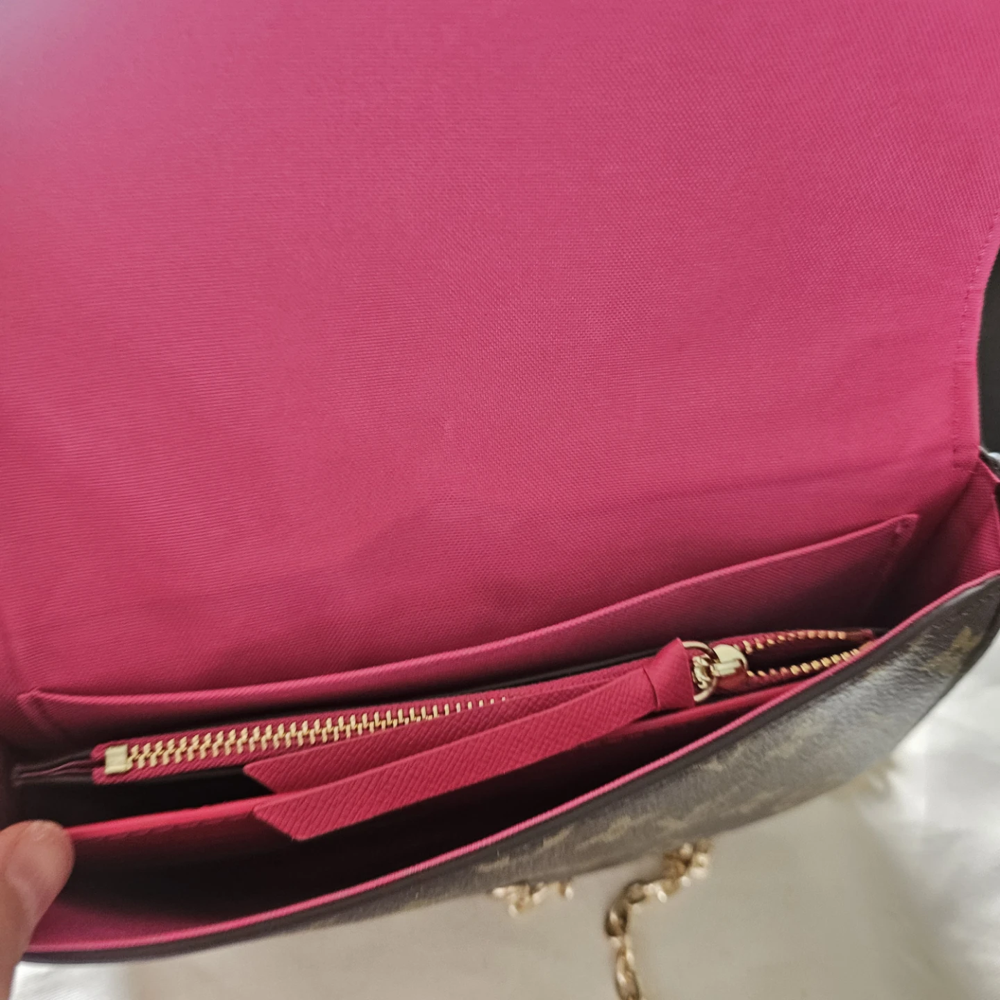 Louis Vuitton Monogram Chain Wallet - photo 3