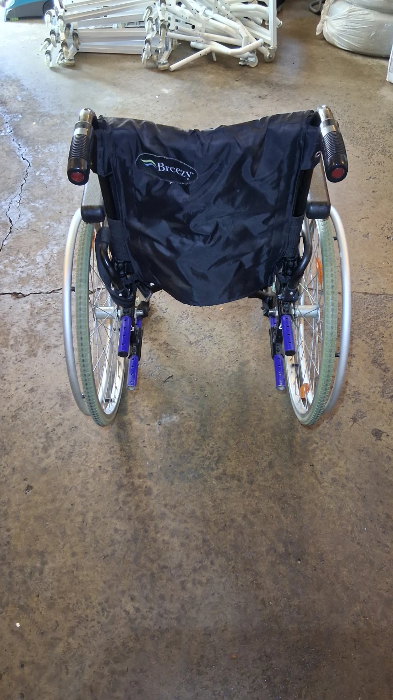 Breezy Wheelchair - photo 2