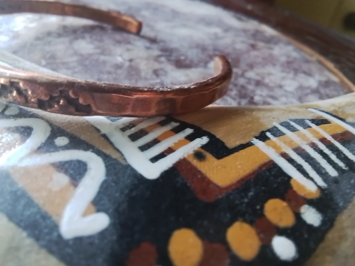 Vintage Signed Navajo Artisan Copper Bangle By Shirley Plummer - photo 3